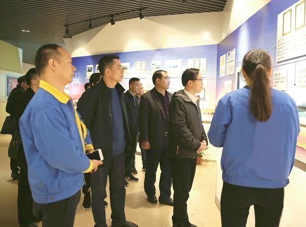 贵州省黔东南州委常委、榕江县县委书记贺代宏一行到公司旅行学习考察_公司新闻_新闻中心_门徒娱乐